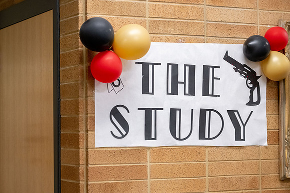 Students participate in the Better to Best workshop held by the Presentation Practice Center.