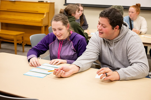 Students participate in the Better to Best workshop held by the Presentation Practice Center.