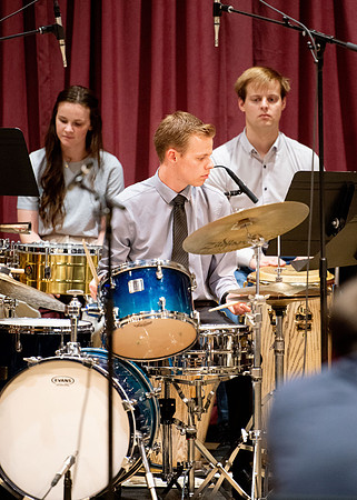 Performance of the jazz group at the Snow Building.