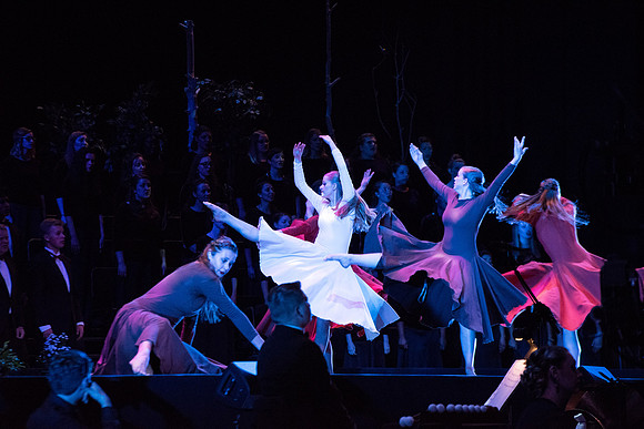 The annual Patriots and Pioneers Concert was held in June 30th at BYU-Idaho. This year’s concert features the university’s bands choirs and special guest Dallin Bayless.