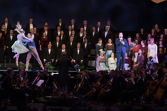 The annual Patriots and Pioneers Concert was held in June 30th at BYU-Idaho. This year’s concert features the university’s bands choirs and special guest Dallin Bayless.