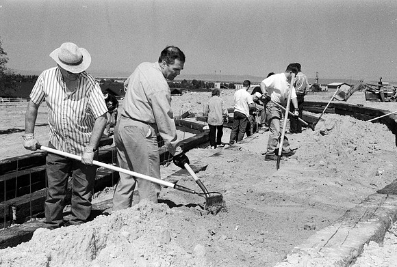 Construction of the Arboretum.