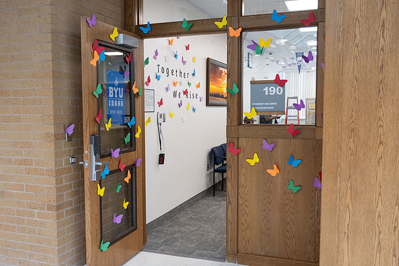 Deck the Halls - Oct 2024