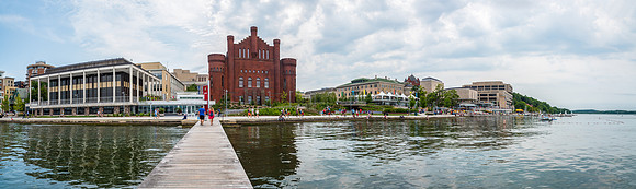 boat rides on Lake Mendota at Madison, Wisconsin.