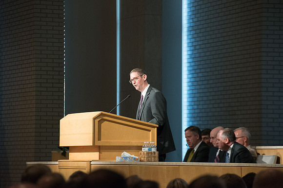 Brian Memmott, Academic Administration Department Chair speaks at the fall faculty meeting in the Taylor Chapel. Sept 2018