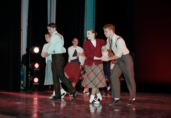 Extravadance performers.