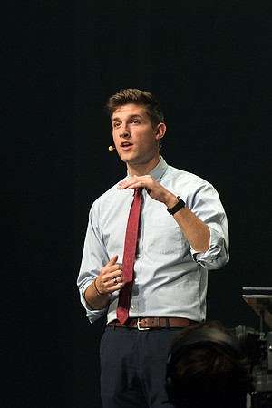 New students learn about becoming a disciple leader through the BYU-Idaho Learning Model, Student Honor, and Student Living.