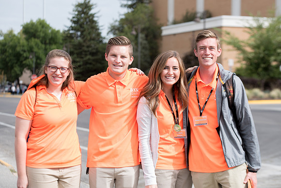 Student mentors on campus helping new students.