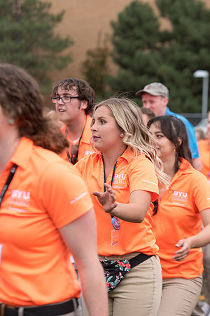 Students make new friends and get acquainted with other new students in their I-Team at the Football Field