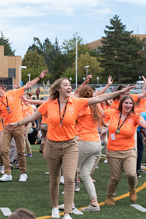 Students make new friends and get acquainted with other new students in their I-Team at the Football Field