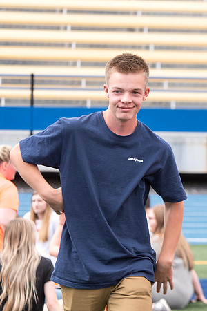 Students make new friends and get acquainted with other new students in their I-Team at the Football Field