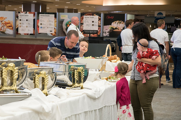 New Students and Parent Luau dinner.
