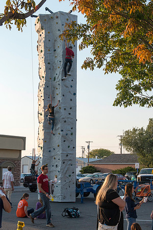 Beehive Credit Union welcomes BYU-Idaho students back for a new semester with free hotdogs and fun.