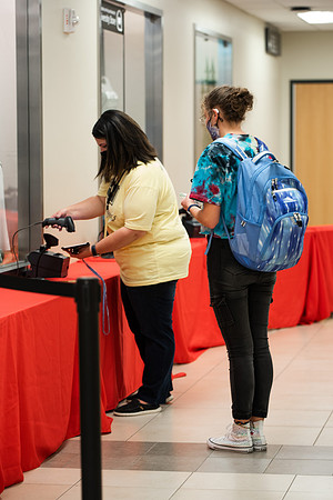 Students around campus on the first day of the fall 2021 semester at BYU-Idaho.