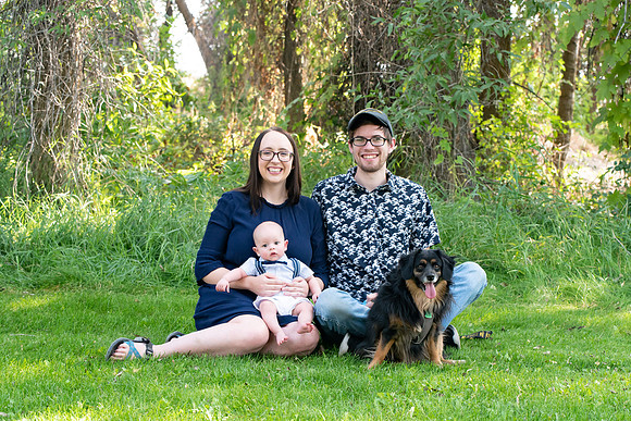 Rachel Tullis, an interdisciplinary science major, and her family. Photo for LDS Philanthropies.