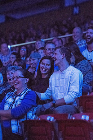 Comedian, Ryan Hamilton, performed his full act for a roaring crowd after his short appearance last night at the P2B Conference. October 2018