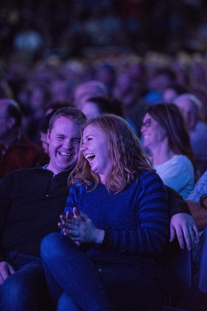 Comedian, Ryan Hamilton, performed his full act for a roaring crowd after his short appearance last night at the P2B Conference. October 2018