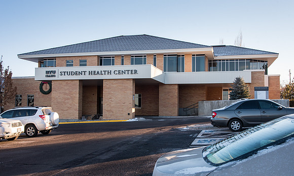 Student Health Center gets a new sign on the building to help students more easily find the building. Too many students would go to the Radio building instead.