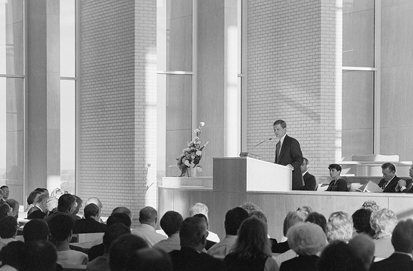 President David A. Bednar speaks to faculty in the Taylor chapel.