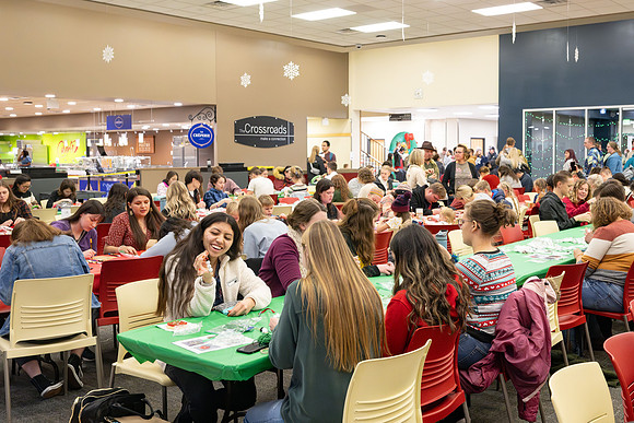 Campus Christmas - Nov 2023