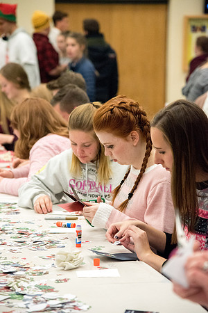 Christmas crafts for families and students.
