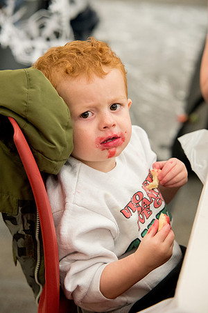 Christmas crafts for families and students.