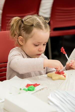 Christmas crafts for families and students.