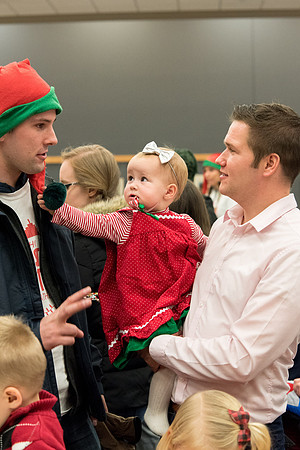 Christmas crafts for families and students.
