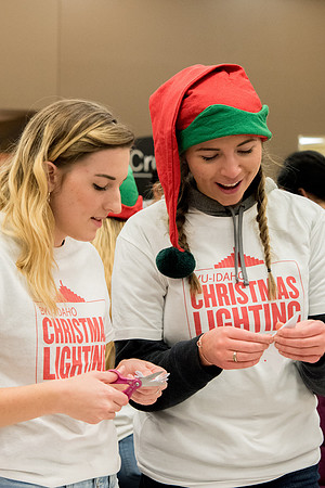 Christmas crafts for families and students.