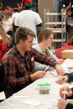 Christmas crafts for families and students.