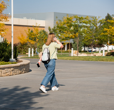 Changing leaves on trees around campus during the fall 2021 semester.