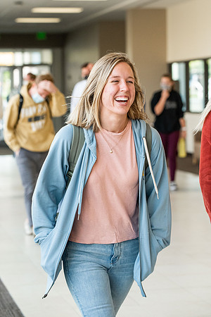 Students gather for BYU-Idaho devotional in the fall 2021 semester.