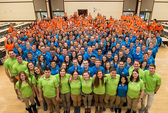 Get Connected student volunteers ready to welcome and serve new and returning students back to school.