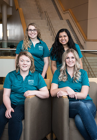 Winter semester Student Support groups gather for photos in the I-Center.