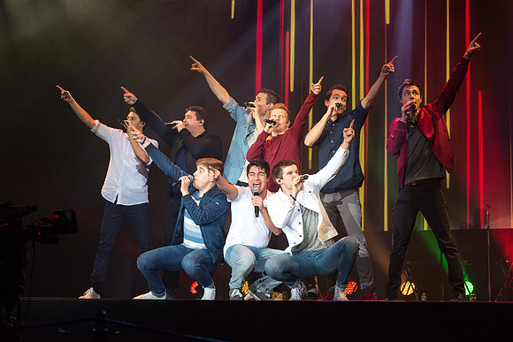 BYU Vocal Point sang their hearts out on stage to an excited and enthusiastic crowd of fans. January 2019