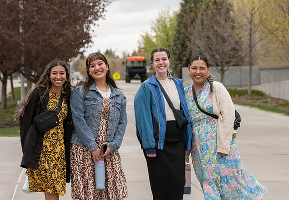 Sunday Devotional With Elder Ulisses Soares - Apr 2025