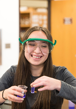 Chemistry students in CHEM 106 lab in the Romney. January 2019