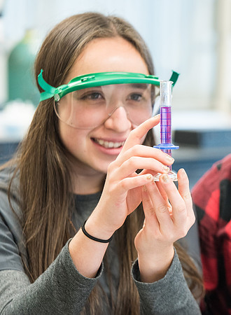 Chemistry students in CHEM 106 lab in the Romney. January 2019