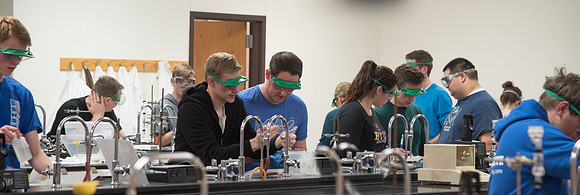 Chemistry students in CHEM 106 lab in the Romney. January 2019