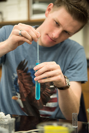 Experimenting in Sean Kelly's BIO 180 class. Feb 2019
