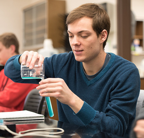 Experimenting in Sean Kelly's BIO 180 class. Feb 2019