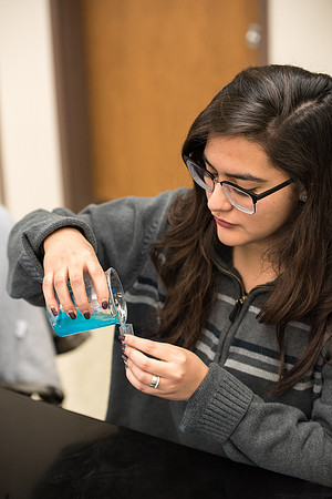 Experimenting in Sean Kelly's BIO 180 class. Feb 2019