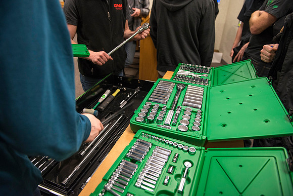 SK Tools representative Rob Conrad speaks to Automotive and Engineering students in the Austin Builiding.