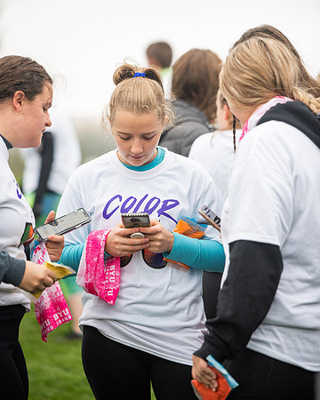 BYUI students and Rexburg community members participate in the color fun run during the fall 2021 seemster.