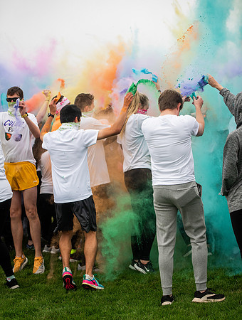 BYUI students and Rexburg community members participate in the color fun run during the fall 2021 seemster.