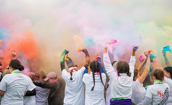 BYUI students and Rexburg community members participate in the color fun run during the fall 2021 seemster.