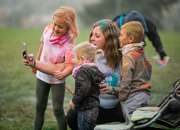 BYUI students and Rexburg community members participate in the color fun run during the fall 2021 seemster.