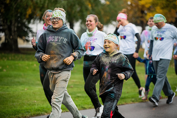 BYUI students and Rexburg community members participate in the color fun run during the fall 2021 seemster.
