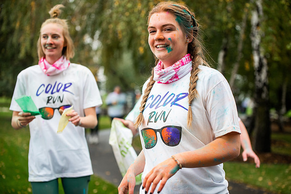 BYUI students and Rexburg community members participate in the color fun run during the fall 2021 seemster.
