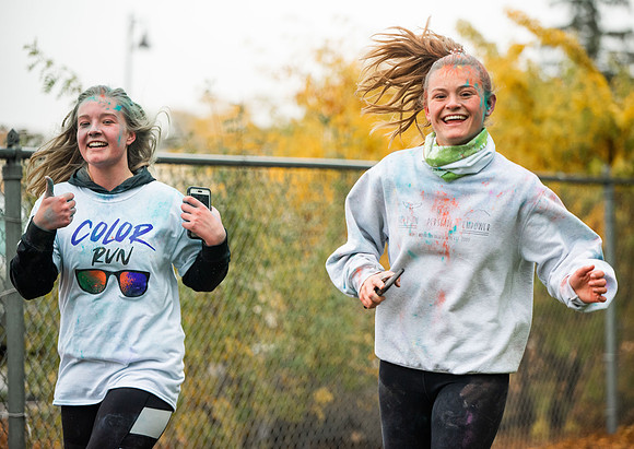 BYUI students and Rexburg community members participate in the color fun run during the fall 2021 seemster.